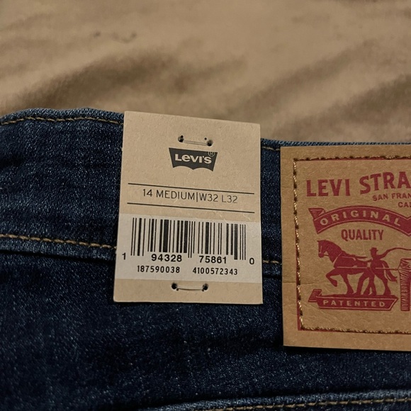 NWT Levi’s 725 High Rise Boot Cut W32xL32 - Picture 3 of 4